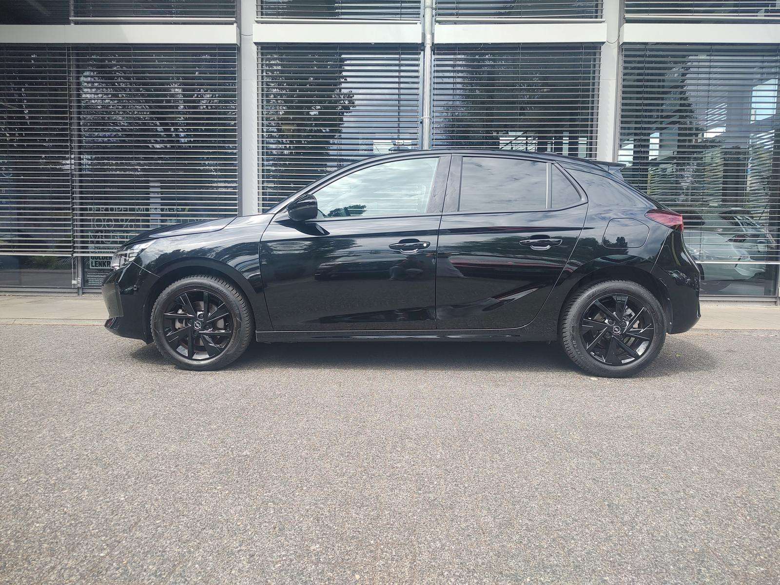 Fahrzeugbild eines Opel Corsa
