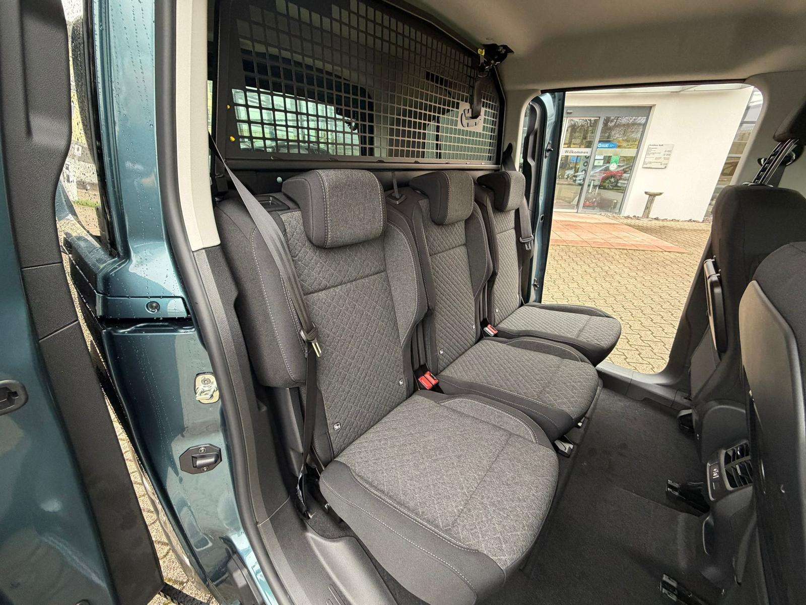 Fahrzeugbild eines Opel Combo Life