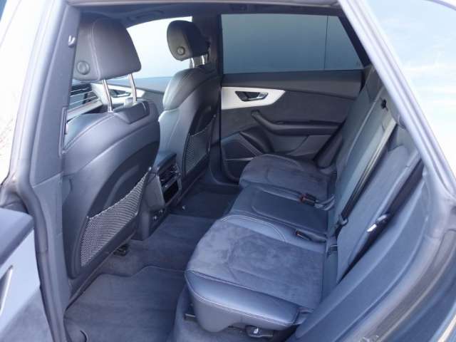 Fahrzeugbild eines Audi Q8