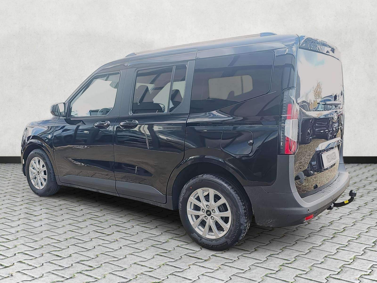 Fahrzeugbild eines Ford Tourneo Courier
