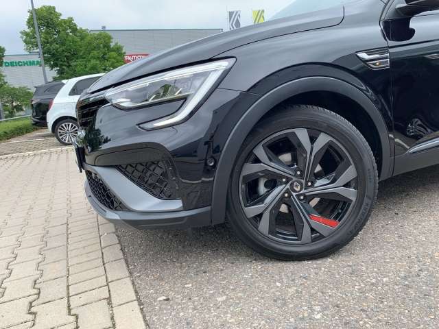 Fahrzeugbild eines Renault Arkana