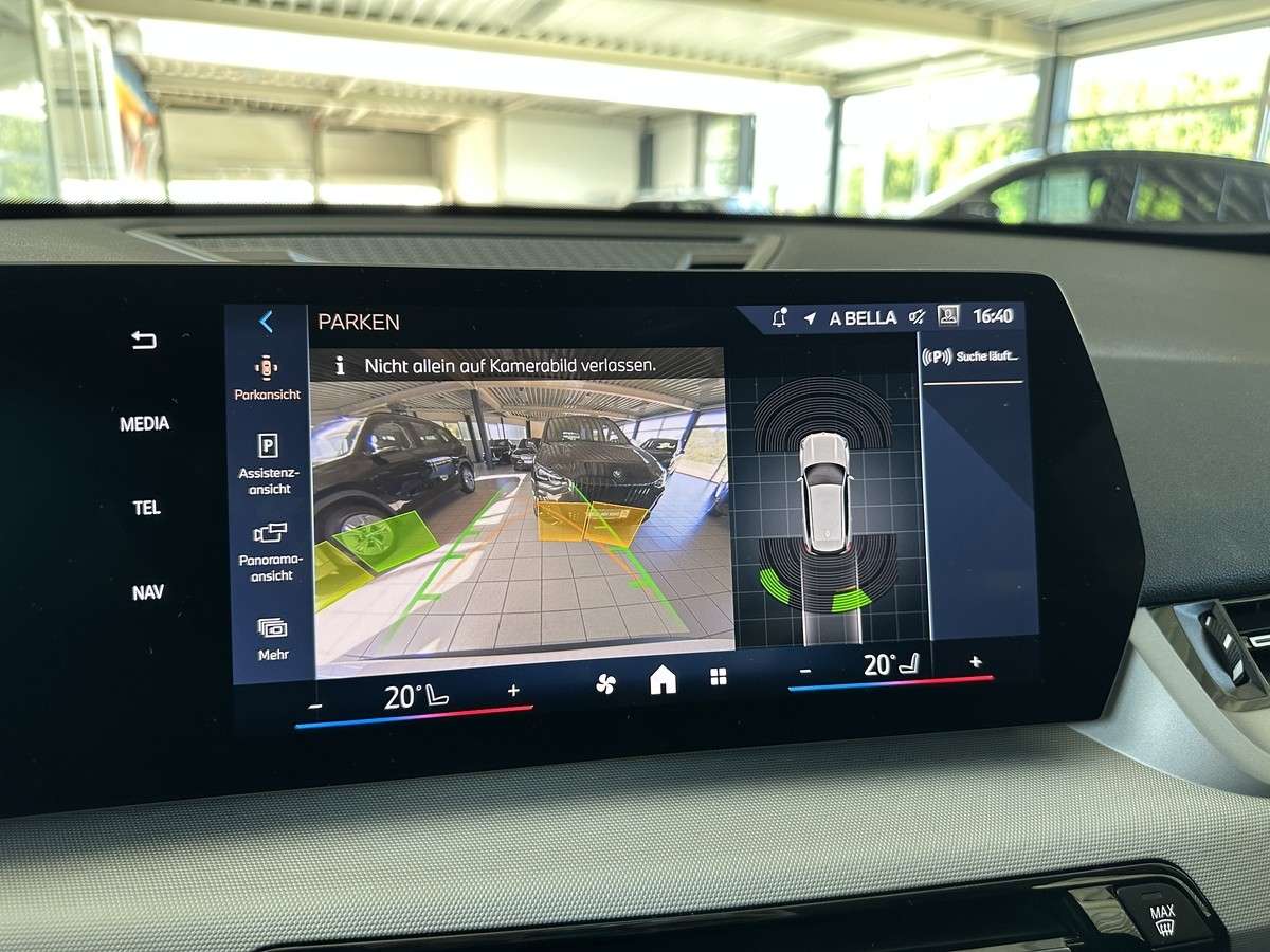 Fahrzeugbild eines BMW iX1