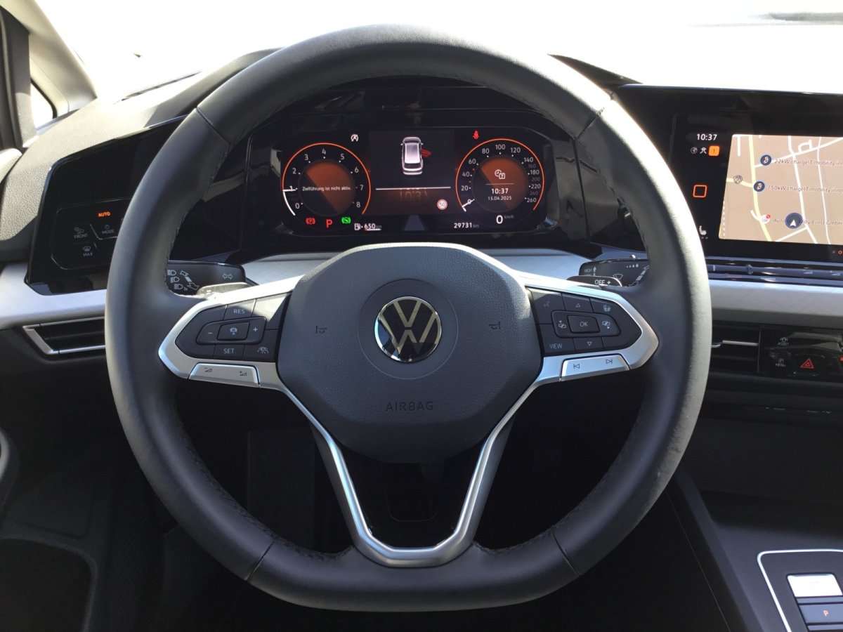 Fahrzeugbild eines Volkswagen Golf