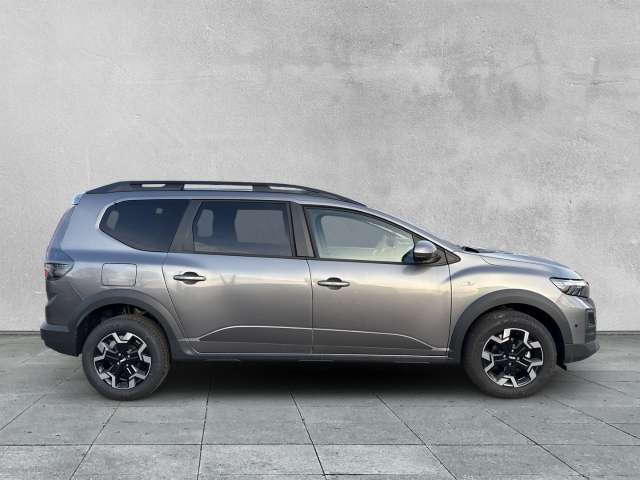 Fahrzeugbild eines Dacia Jogger