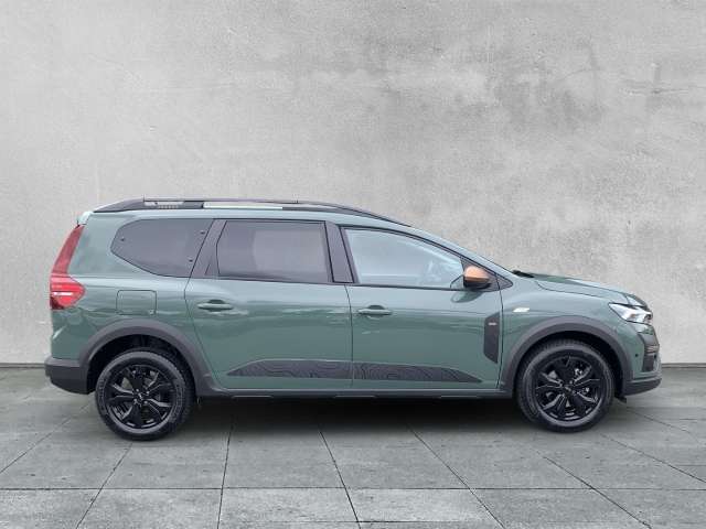 Fahrzeugbild eines Dacia Jogger