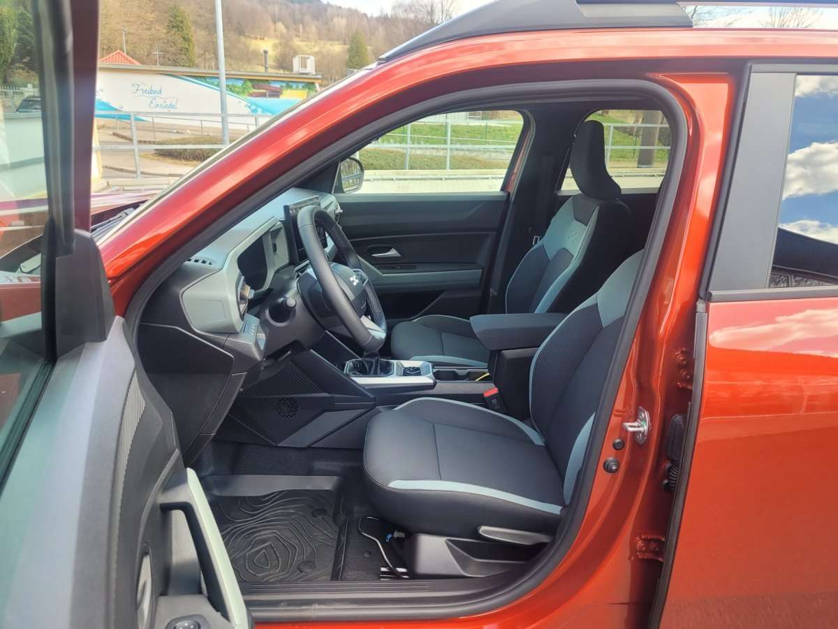 Fahrzeugbild eines Dacia Duster