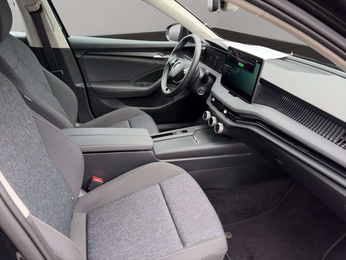 Fahrzeugbild eines Skoda Superb