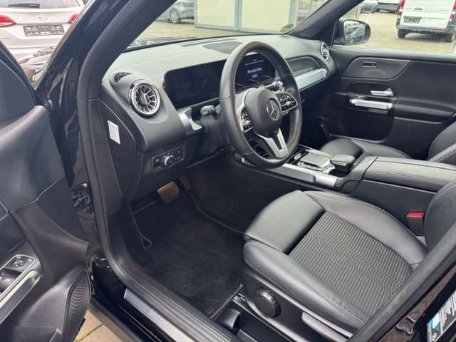 Fahrzeugbild eines Mercedes-Benz GLB