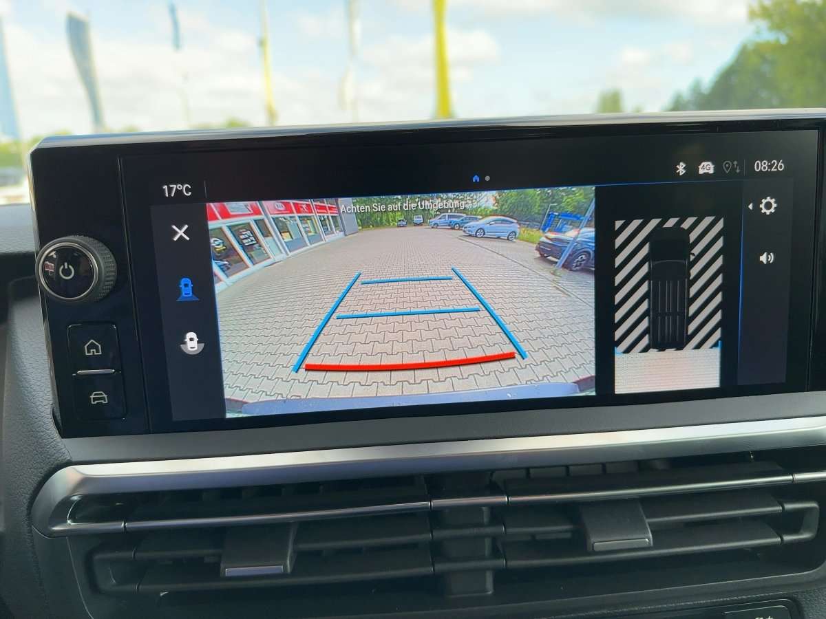 Fahrzeugbild eines Opel Zafira