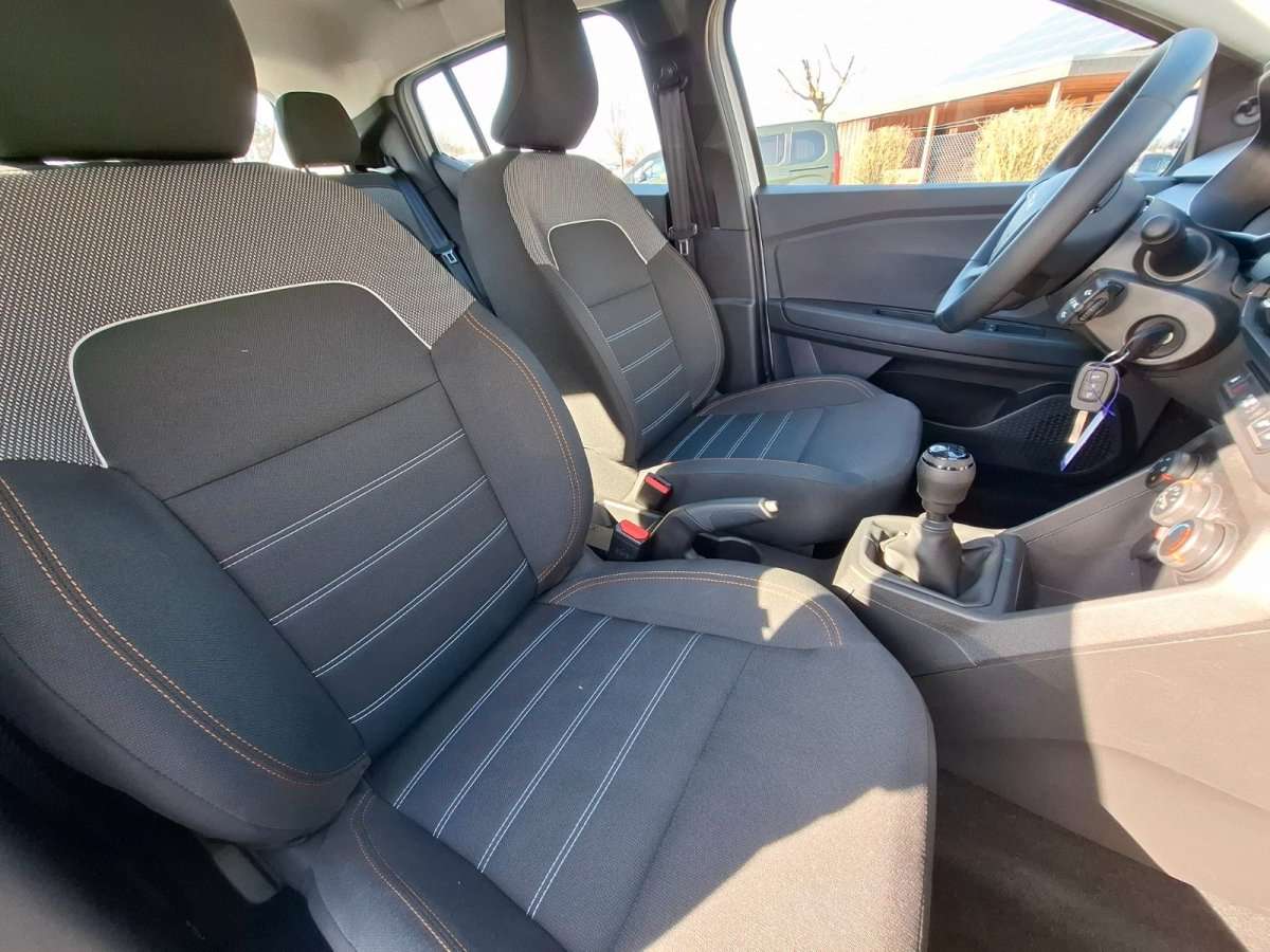 Fahrzeugbild eines Dacia Sandero