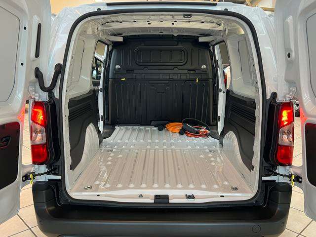 Fahrzeugbild eines Toyota Proace City