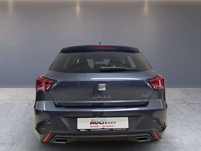 Fahrzeugbild eines SEAT Ibiza
