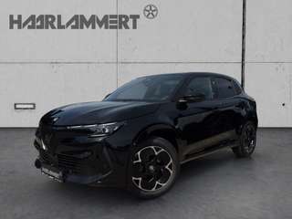 Schräge Frontansicht auf einen Alfa Romeo Junior , freigestellt