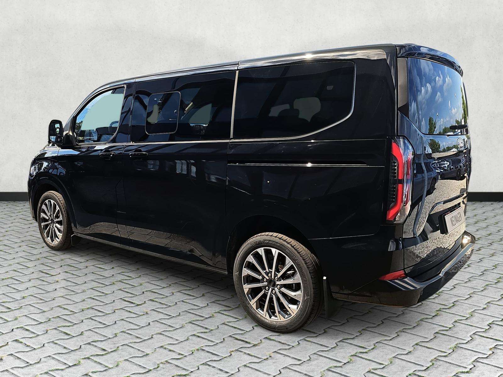 Fahrzeugbild eines Ford Tourneo Custom