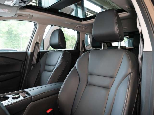 Fahrzeugbild eines Nissan X-TRAIL