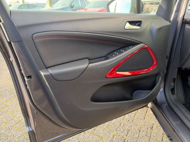 Fahrzeugbild eines Opel Crossland X