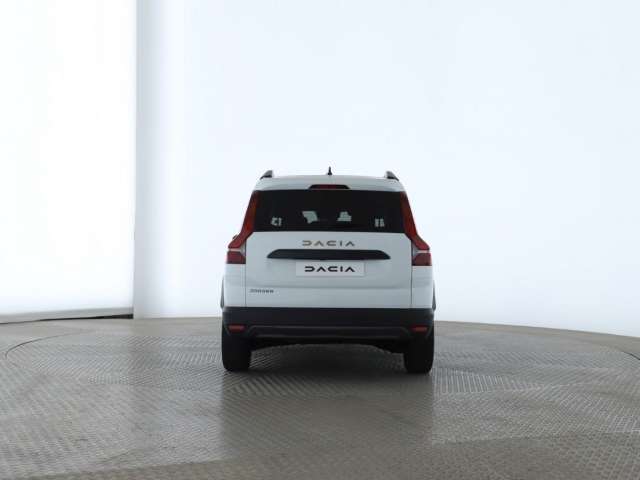 Fahrzeugbild eines Dacia Jogger