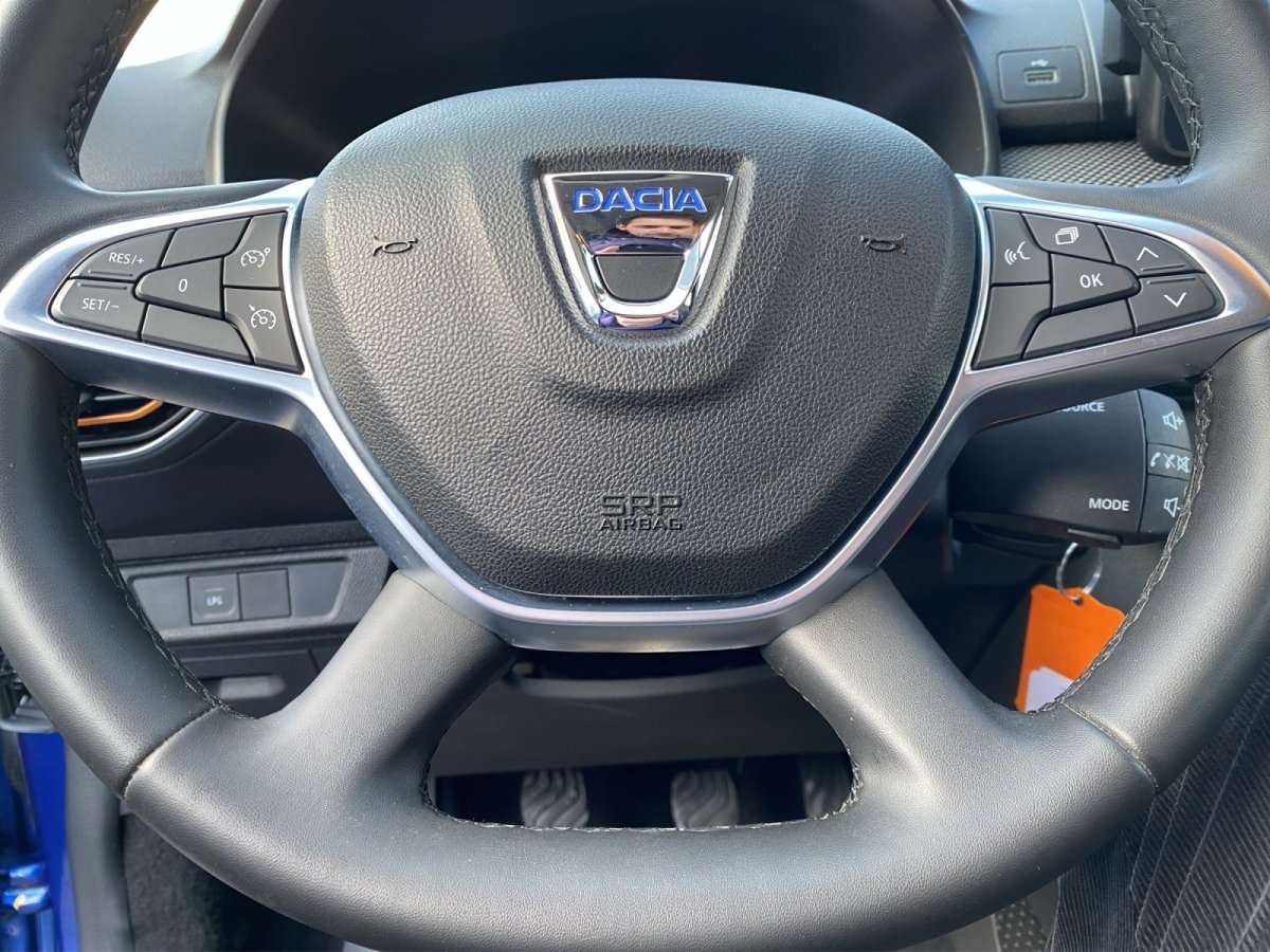 Fahrzeugbild eines Dacia Sandero