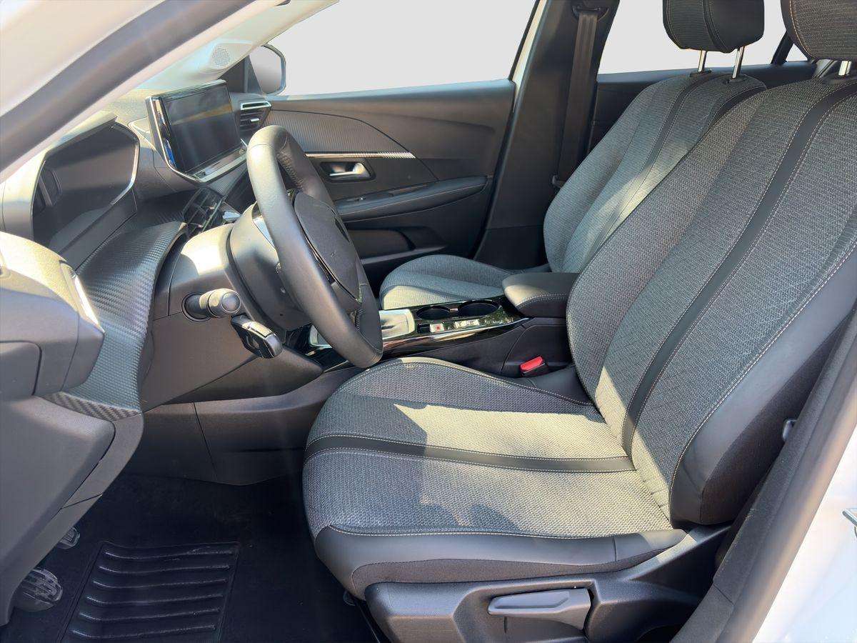 Fahrzeugbild eines Peugeot 208