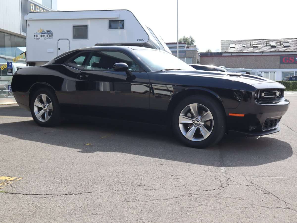 Fahrzeugbild eines Dodge Challenger