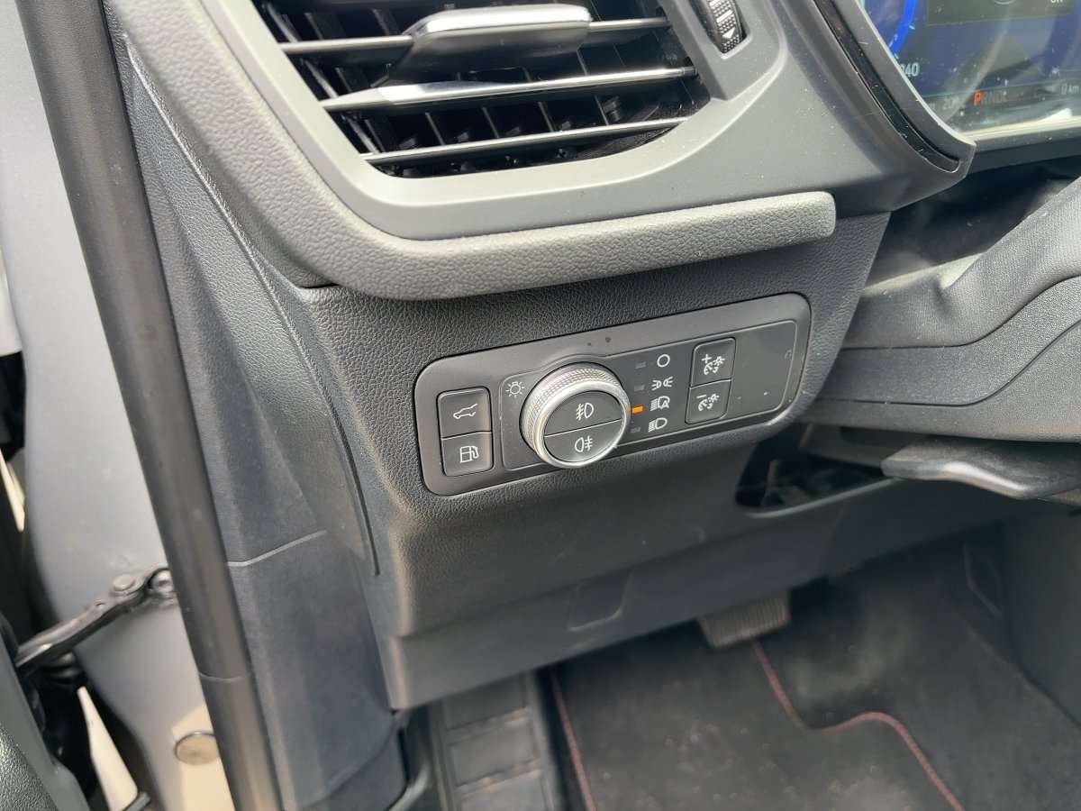 Fahrzeugbild eines Ford Kuga