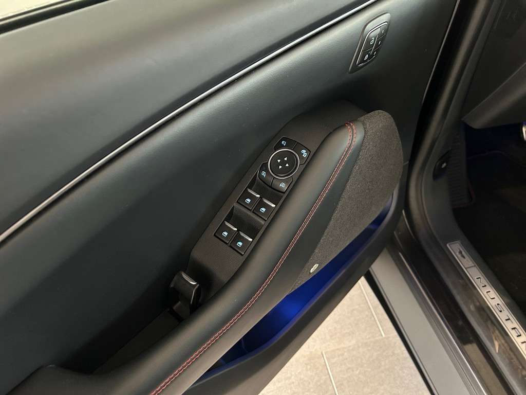 Fahrzeugbild eines Ford Mustang Mach-E