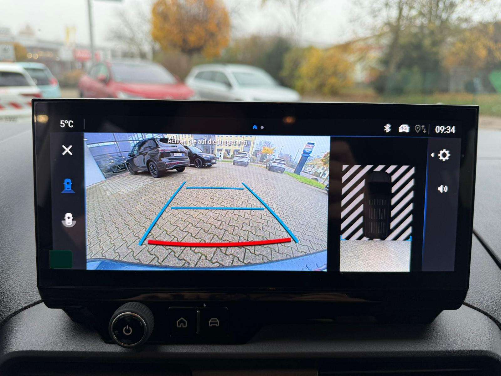 Fahrzeugbild eines Opel Combo Life