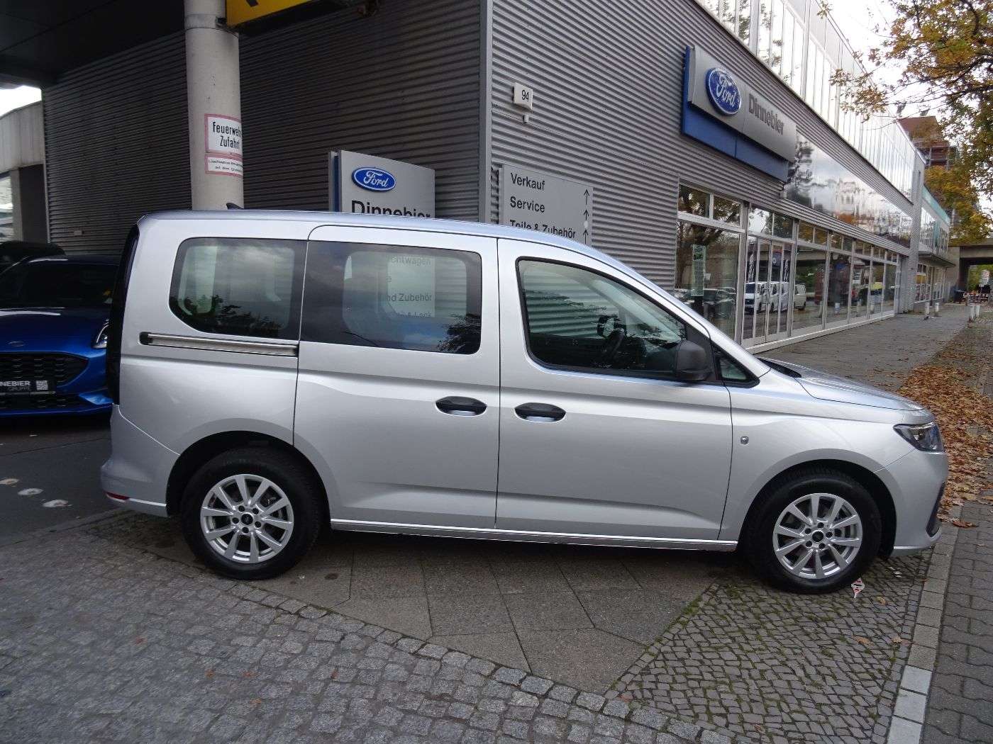 Fahrzeugbild eines Ford Tourneo Connect