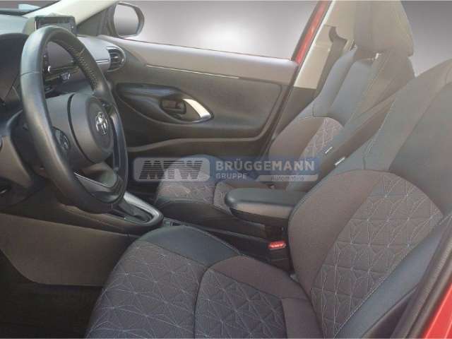 Fahrzeugbild eines Toyota Yaris Cross