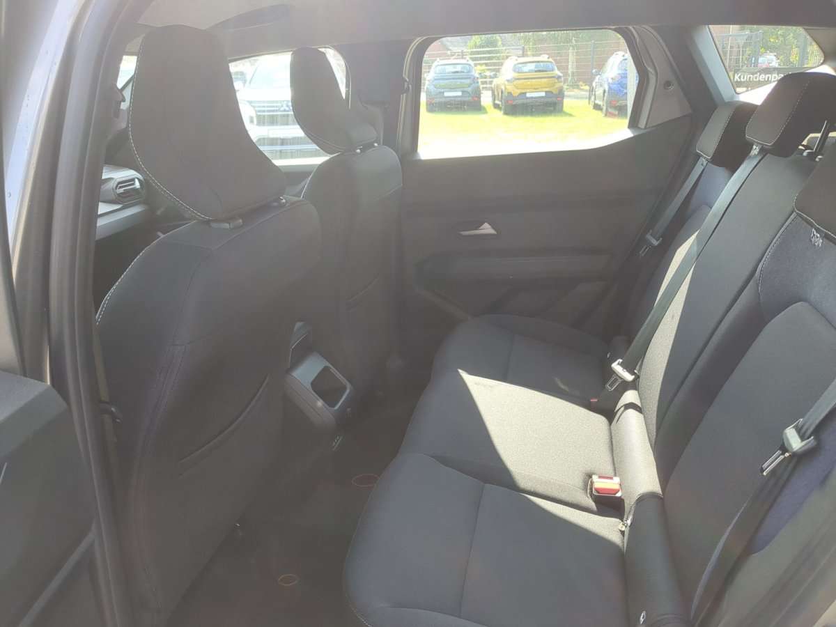 Fahrzeugbild eines Dacia Duster