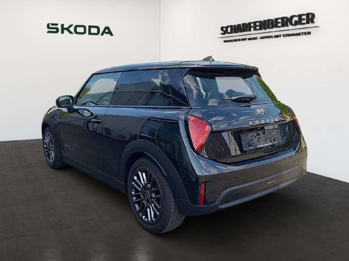 Fahrzeugbild eines MINI COOPER