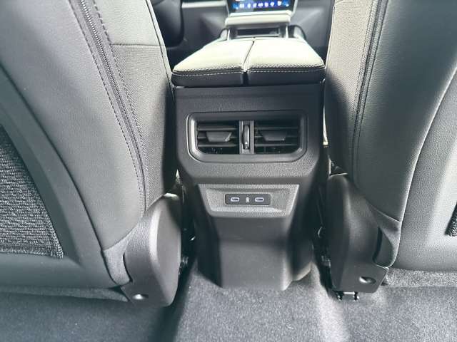 Fahrzeugbild eines Renault Rafale