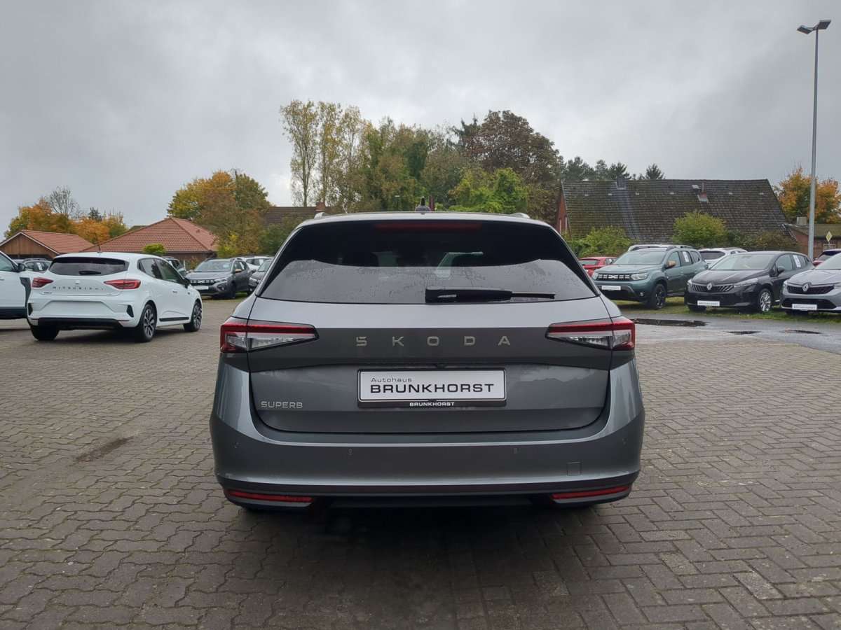 Fahrzeugbild eines Skoda Superb