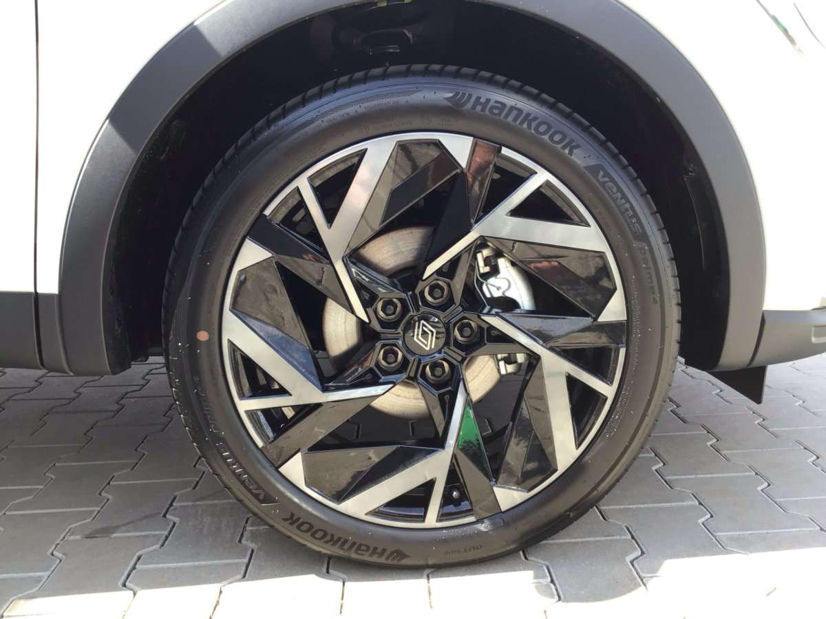 Fahrzeugbild eines Renault Arkana
