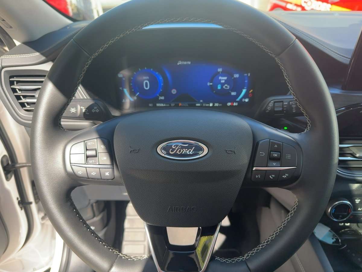 Fahrzeugbild eines Ford Kuga