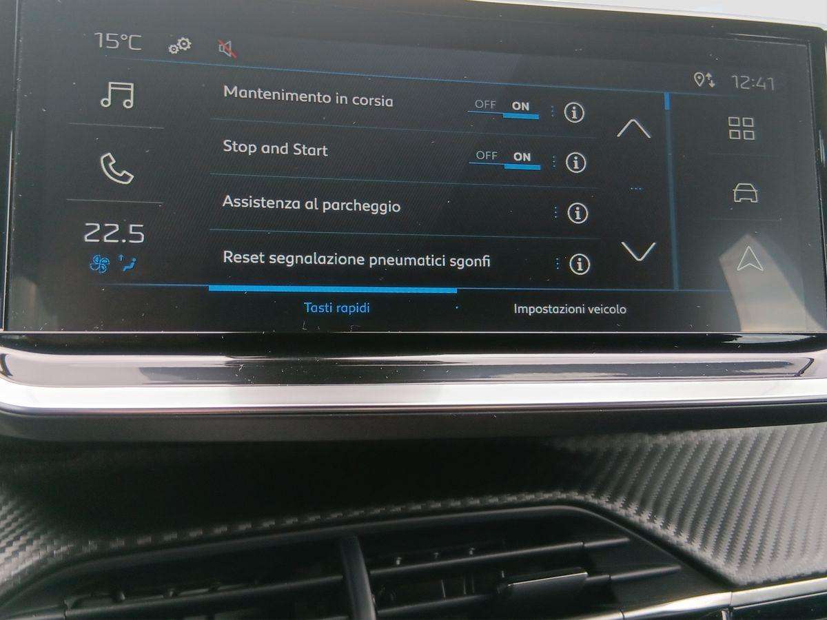 Fahrzeugbild eines Peugeot 2008