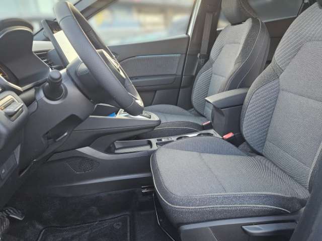 Fahrzeugbild eines Mitsubishi Grandis