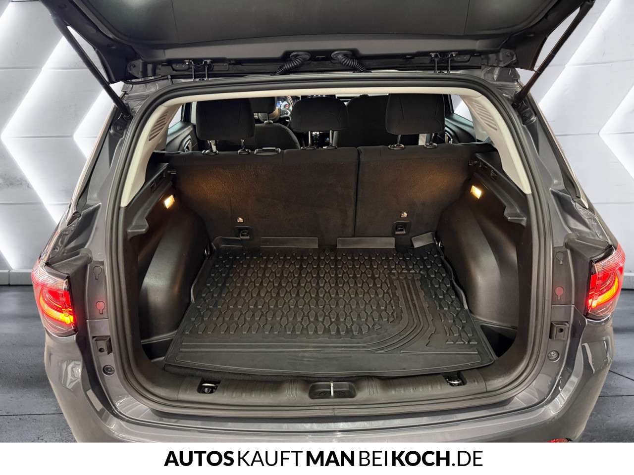 Fahrzeugbild eines Jeep Compass