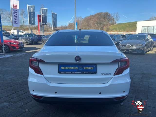 Fahrzeugbild eines Fiat Tipo