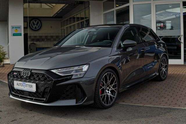 Fahrzeugbild eines Audi RS3