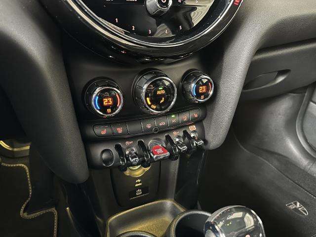 Fahrzeugbild eines MINI COOPER