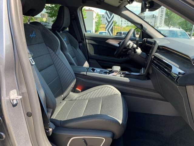 Fahrzeugbild eines Renault Austral