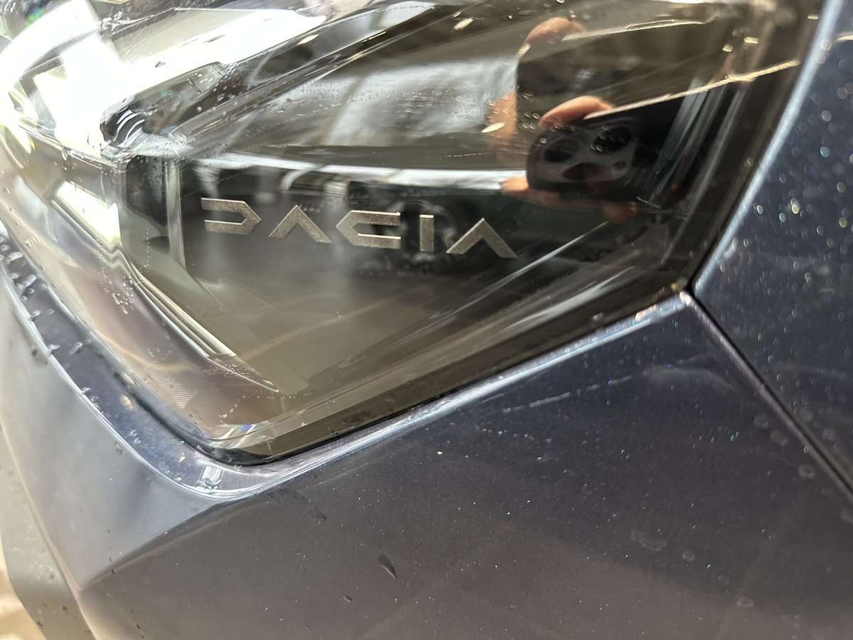 Fahrzeugbild eines Dacia Bigster