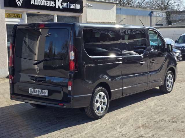 Fahrzeugbild eines Renault Trafic