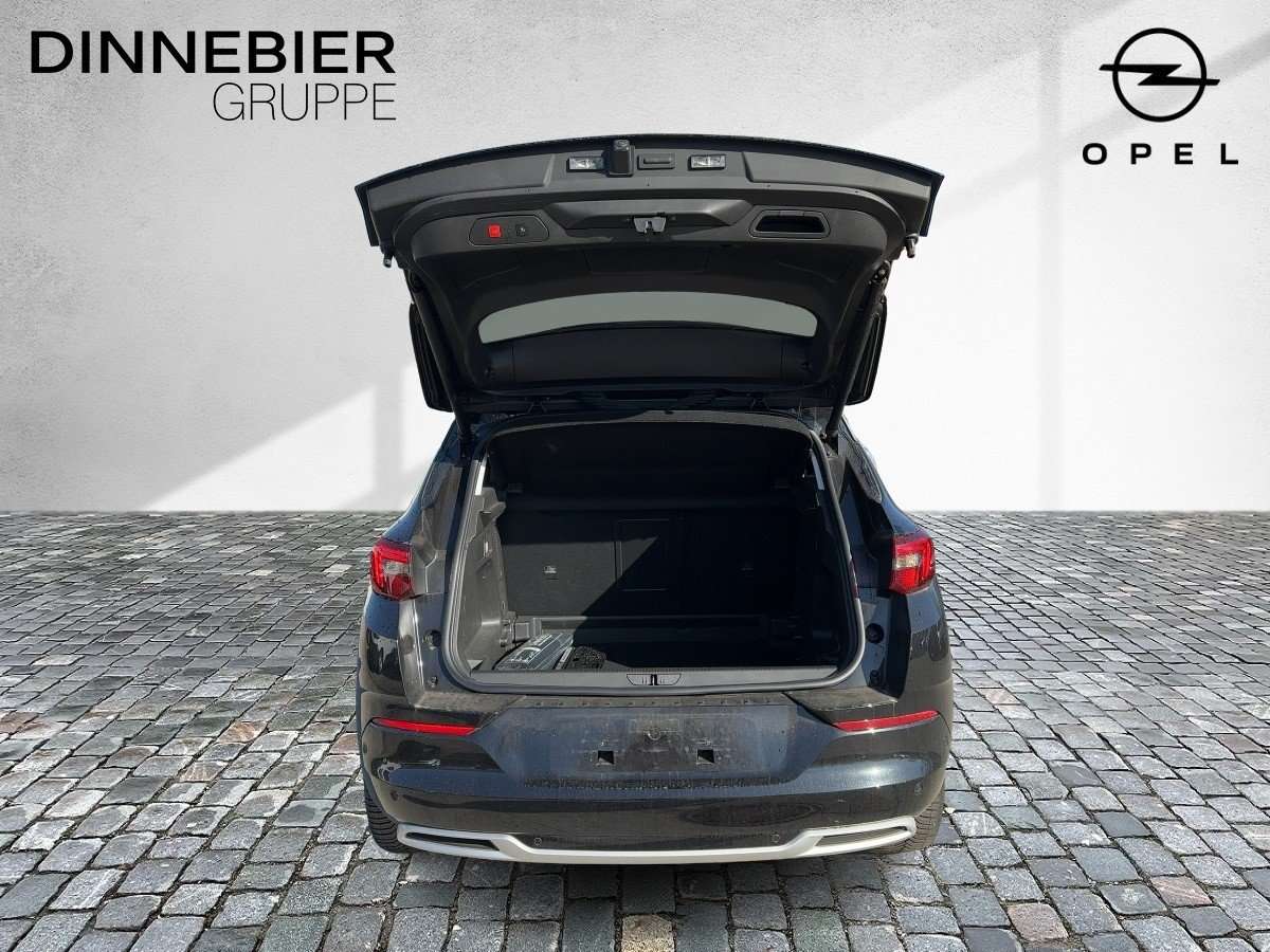 Fahrzeugbild eines Opel Grandland X