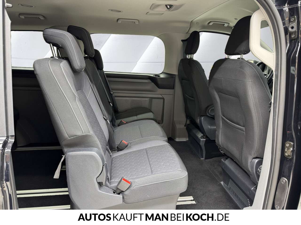 Fahrzeugbild eines Ford Tourneo Custom