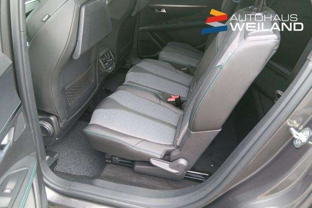 Fahrzeugbild eines Peugeot 5008