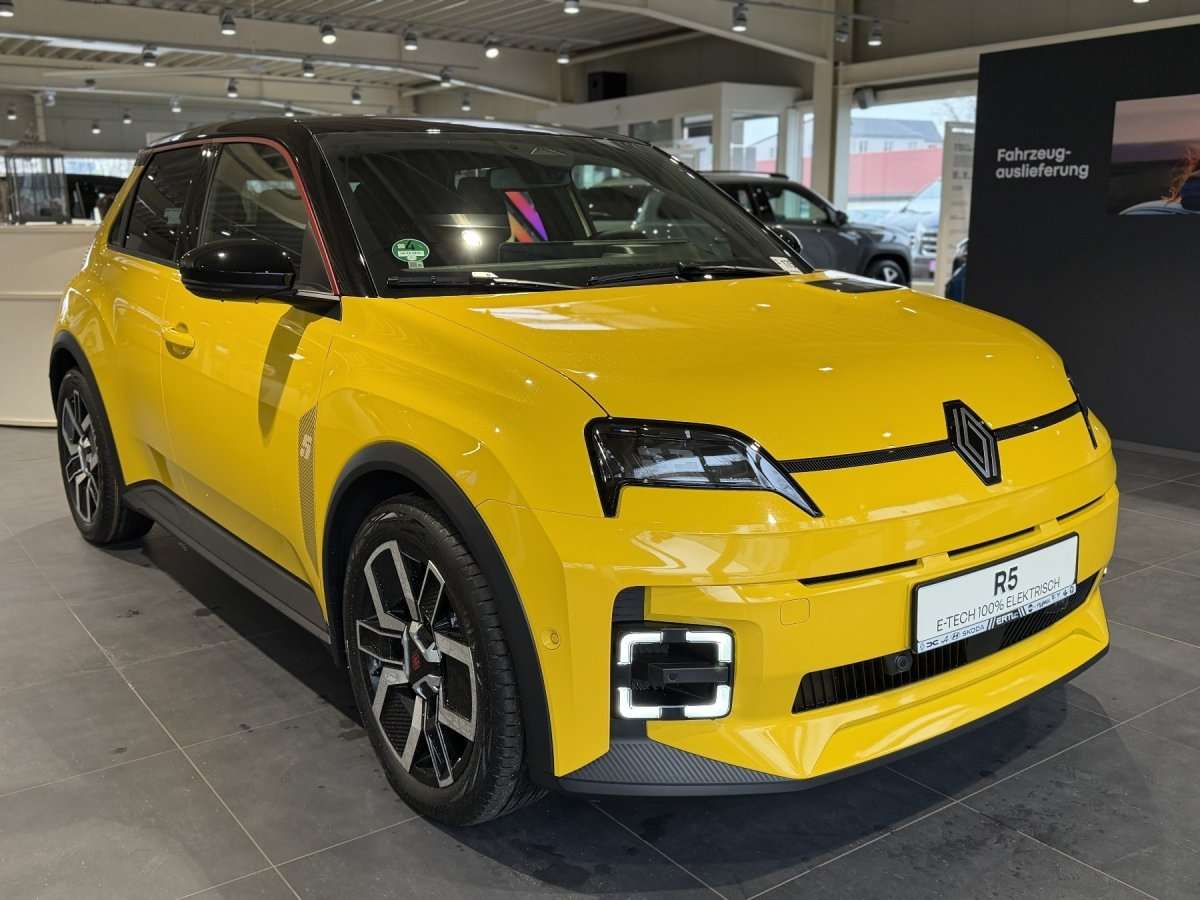 Fahrzeugbild eines Renault 5 E-TECH