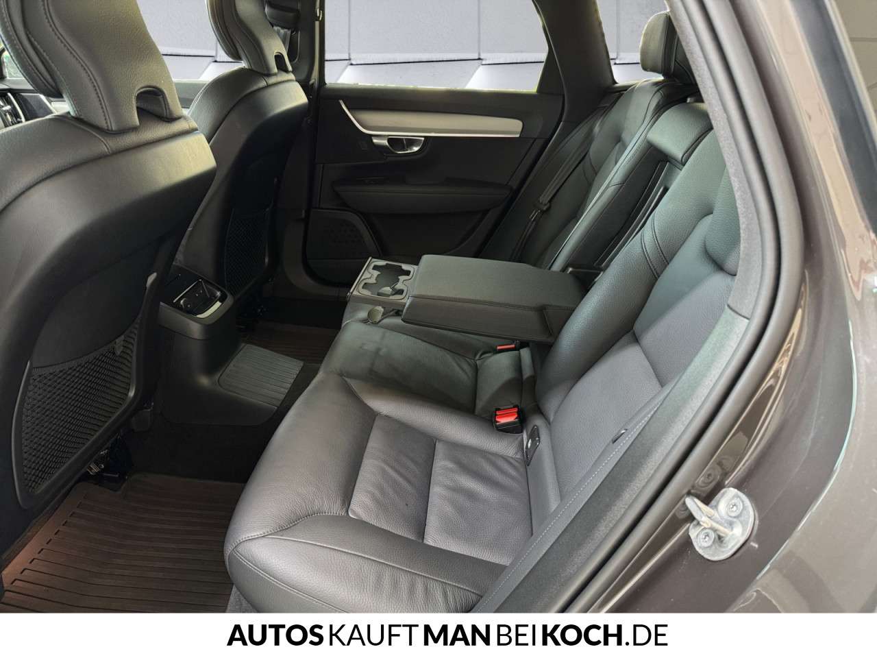 Fahrzeugbild eines Volvo V90