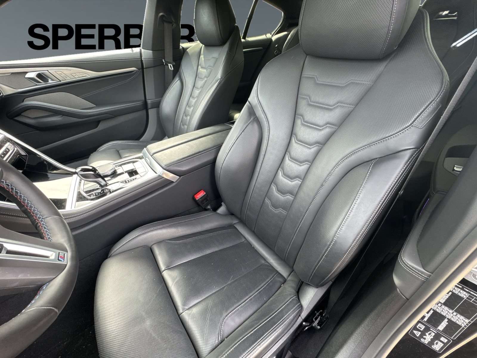 Fahrzeugbild eines BMW 8er-Reihe
